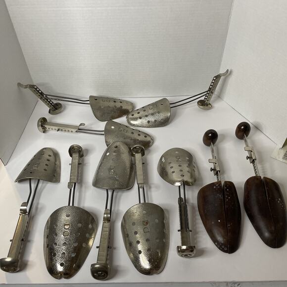 Adjustable (1 Set)Wood Shoe Tree Stretcher & Metal Ekco Lot Vintage Shoes 4 Sets - Picture 1 of 7